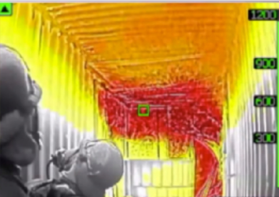 Câmera de segurança de capacete de incêndio e resgate técnico com sensor de imagem térmica