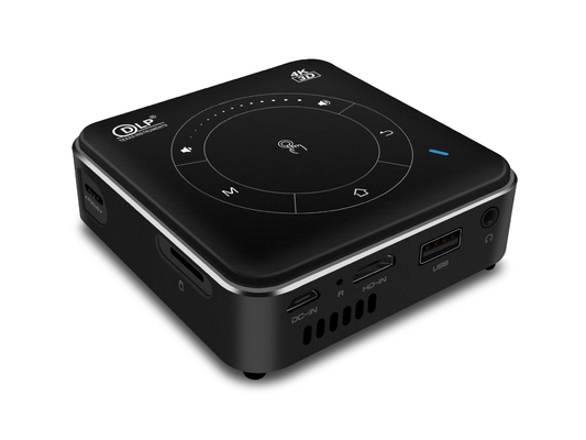 Área de projeção 30-120 polegadas Mini Projector portátil com alto contraste