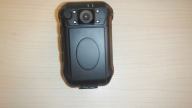 Luz impermeável da câmera 10W do corpo, câmera do capacete da polícia com o monitor de 2,0 polegadas