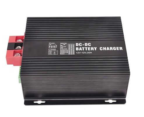 Carregador de Bateria CC Oferecendo Carregamento de até 12V 60A CC CC e Carregamento Solar MPPT de 12V 30A com Entrada PV Máxima de 430W